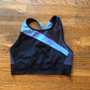 Champion High-Neck Sports Bra